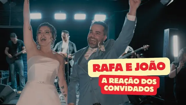 Casal dançando a primeira dança do casamento